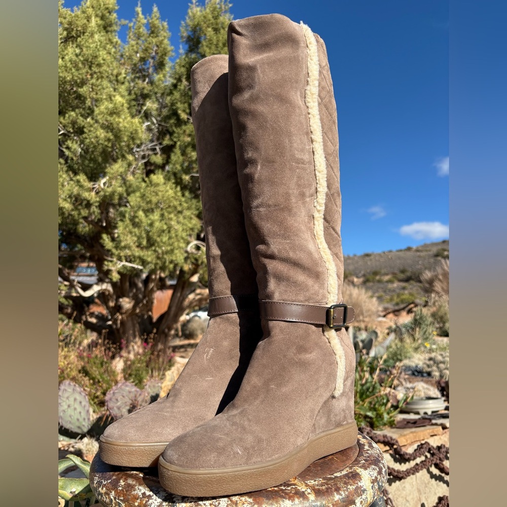 NWOT Aquatalia Callie Faux Fur-Trimmed Suede Tall Boots - Picture 5 of 16